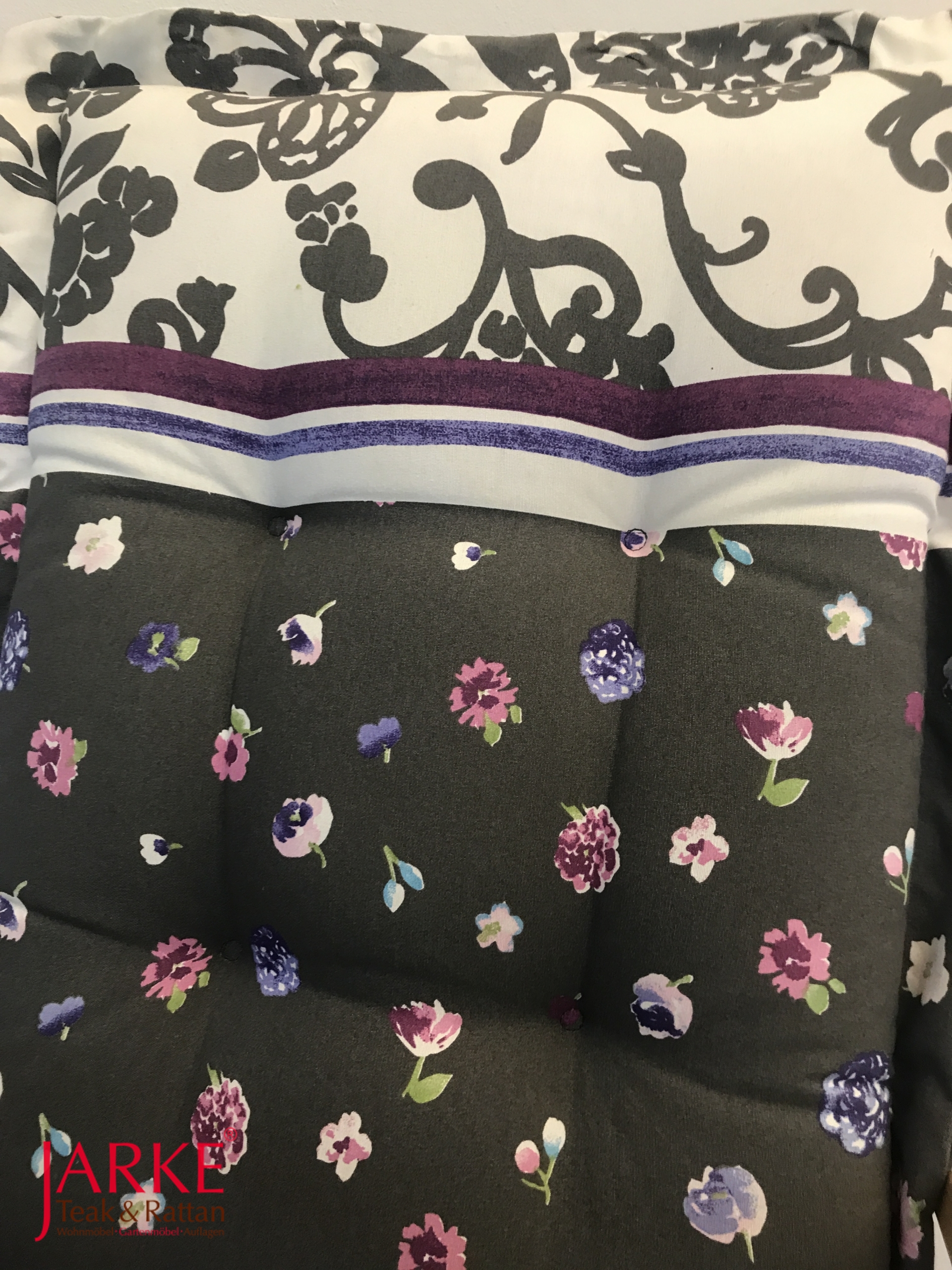 Hochlehner Auflage mit Blumendekor