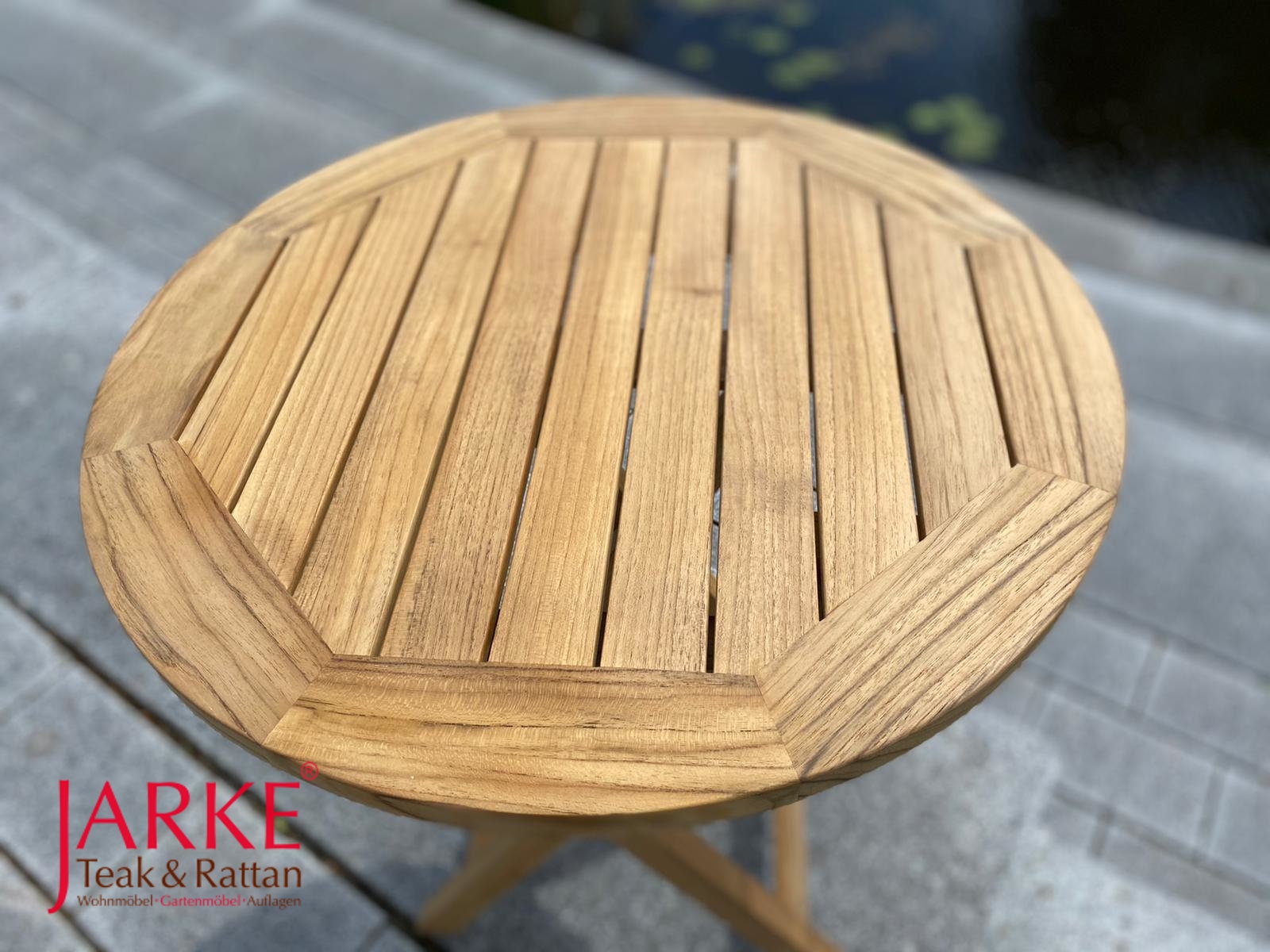 Teak Beistelltisch