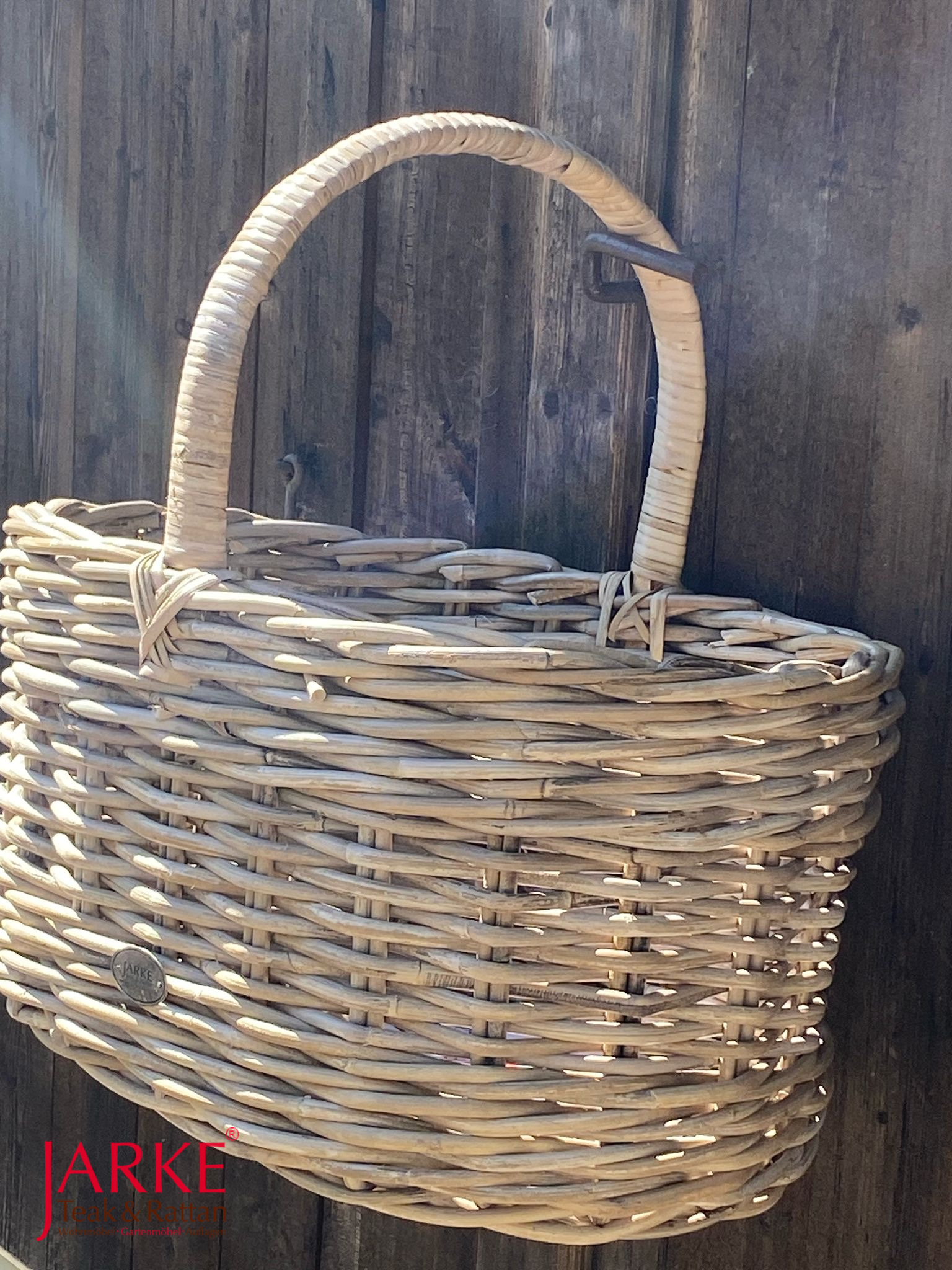Einkaufskorb aus Rattan